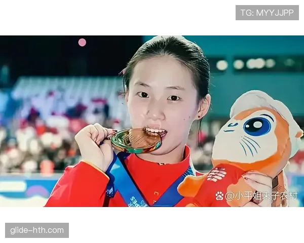 陈芋汐跳水归跳水，回家连薯片袋子都撕不开？
